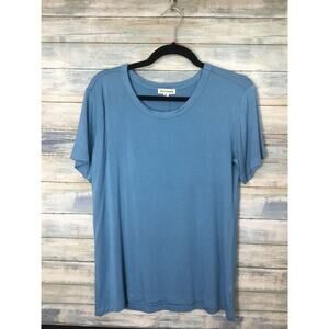 Zenana  Premium Blue Tshirt L